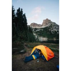 Marmot Limelight 2P Tent - Solar/red Sun -Camping Verkoop marmot limelight 2p tent solar red sun nature 4 1170226