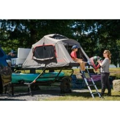 Yakima SkyRise HD Rooftop Tent - Small -Camping Verkoop yakima skyrise hd dachzelt medium 8007437 02 1096528